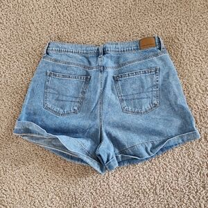 American Eagle Mom Shorts